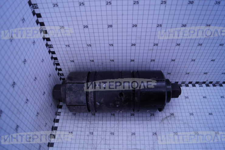 Ось полурамы разрезная К-700, К-701, К-702