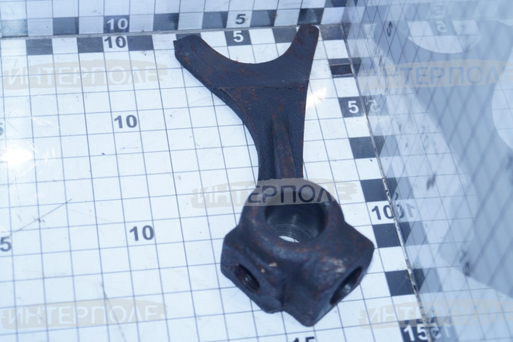 Вилка переключения реверса Т-40