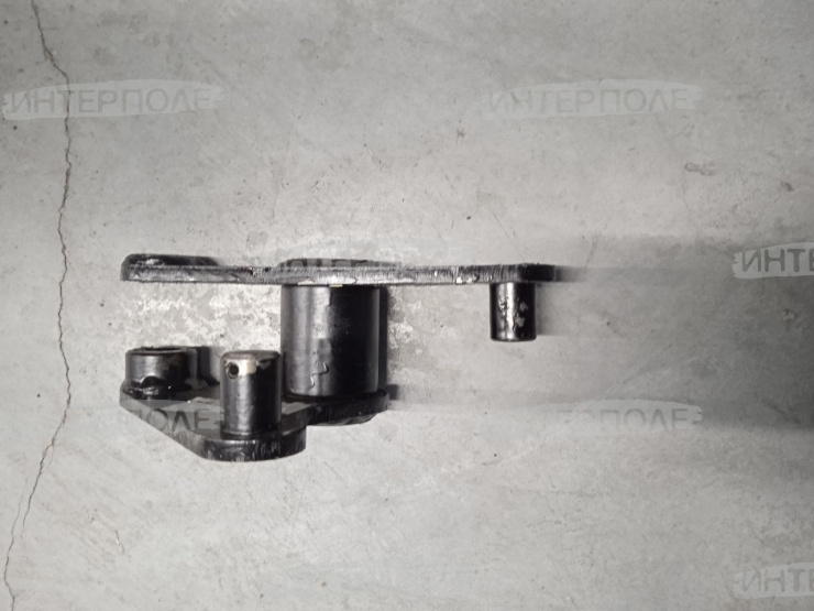 Рычаг механизма подьема подбарабаний правый Есиль-760,КЗС-1218 Гомсельмаш