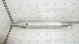 Ось прикатывающего колеса (ступица колеса) 