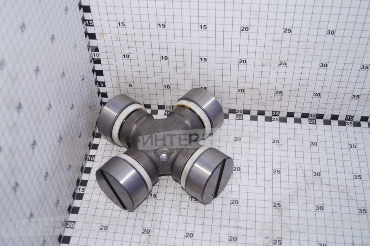 Крестовина ("большая", кардан переднего/заднего моста) К-700, К-701