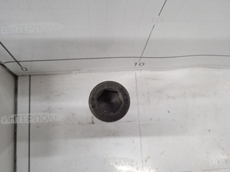 Винт М18х 45х2,0 MKL с цилиндрической головкой и внутренним шестигранником Claas