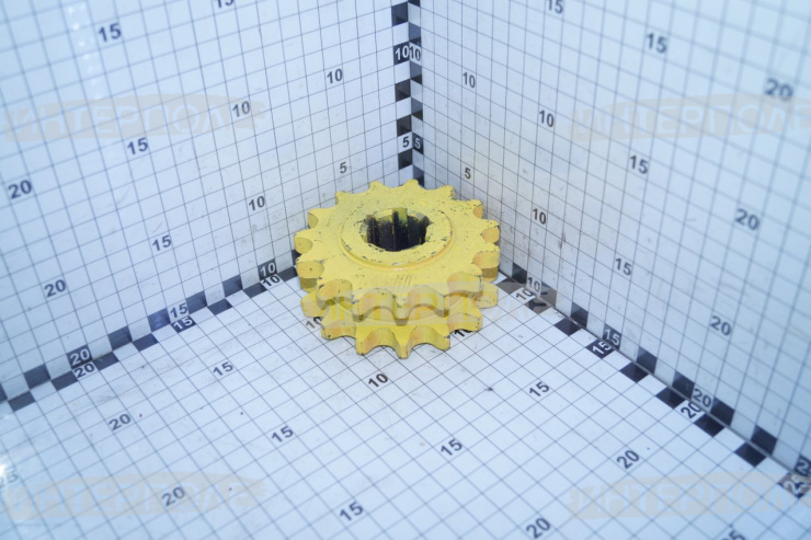 Звездочка (z=15, t=2ПР-19,05;L=40мм.) двухрядная НАШ-673 