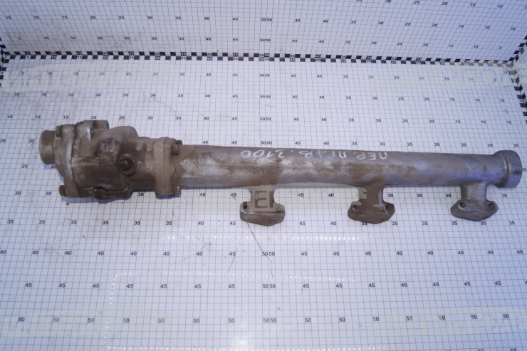Труба водяная передняя правая (с коробкой термостата, раздельная головка) 