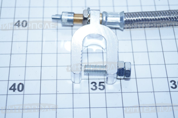 Шланг подкачки внутреннего колеса (мет. оплетка с кронштейном, L=350мм) КАМАЗ/МАЗ