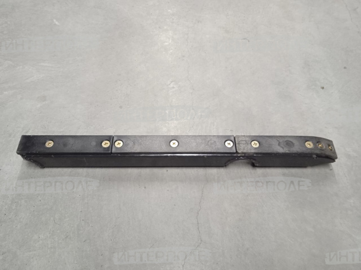 Успокоитель цепи транспортера наклонной камеры (направляющая с 3мя накладками) Есиль-760,КЗС-1218, Есиль-750,КЗС-10К Гомсельмаш