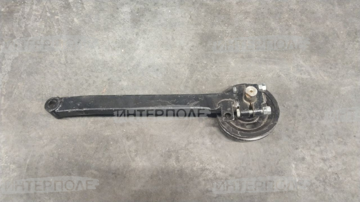 Рычаг натяжника ротора домолота в сборе со шкивом Вектор, Дон-1500А/Б