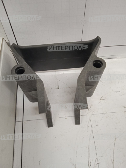 Вставка упорная транспортера Claas (Lexion 405,410,415,420,430,440,450,460,465,470,480,485,510,520,530,540,550,560,570,580,600,Tucano 320,330,340)