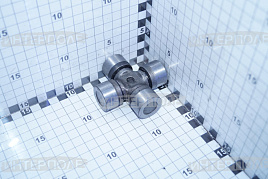 Крестовина кардана с/х машины, комб. (28х73) (масленка по центру)