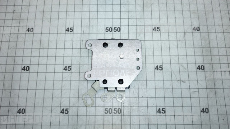 Реле-регулятор напряжения интегральный (зима-лето) 14В