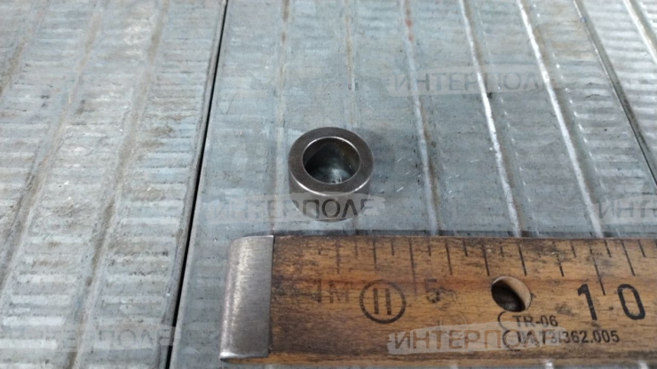 Втулка John Deere (9540, 9560, 9580, 9640, 9660WTS,9670, 9680, 9780, C670, T550, T560, T660, T670, W540, W550, W650, W660)