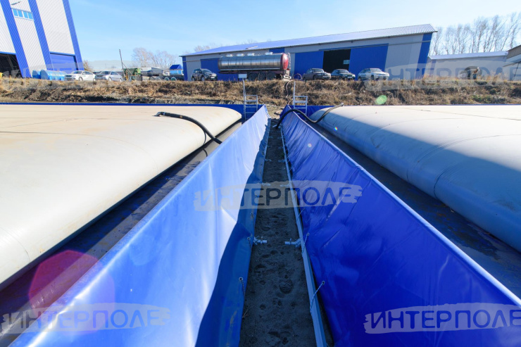 Мягкий резервуар с краном МР У 200 КАС. ПВХ 900 гр/м2