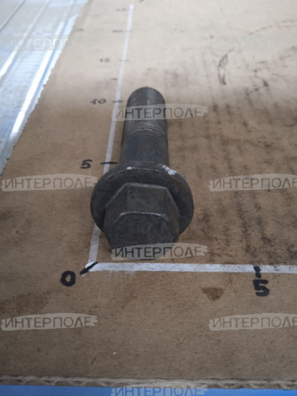 Болт крепления борта стана решетного(18х1,5х70)Есиль-740,КЗС-812,Есиль-750,КЗС-10К,Есиль-760,КЗС-1218 Гомсельмаш