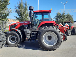 Трактор колесный YTO-LX2204 (насос 110 л/мин)