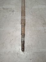 Вал привода транспортера наклонной камеры (9400,9500,CTS) John Deere