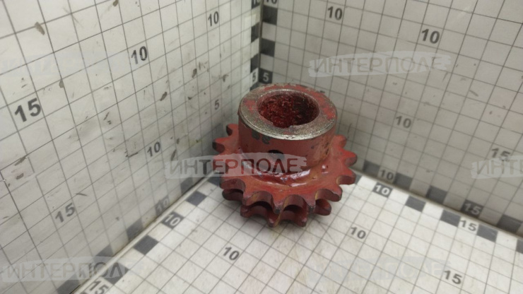 Звездочка (z=15, z=13 d вала 29,4)