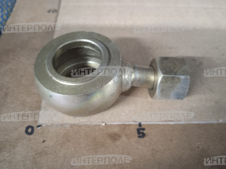 Угольник поворотный гидромотора Есиль-740,КЗС-812,Есиль-760,КЗС-1218,Есиль-750,КЗС-10К Гомсельмаш