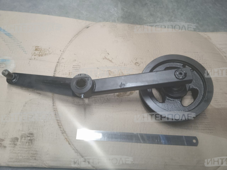 Рычаг натяжения привода устройства домолачивающего со шкивом Есиль-760,КЗС-1218 Гомсельмаш