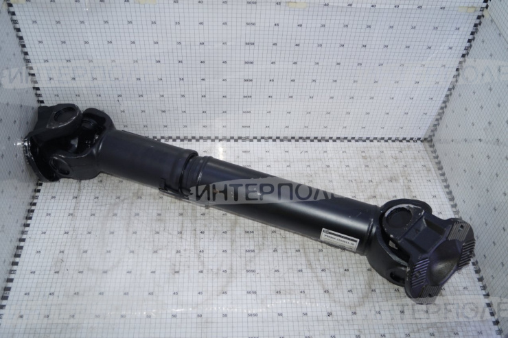 Вал карданный среднего моста (основной) 53205 (L=955мм, 4отв., торцевые шлицы) КАМАЗ-ЕВРО