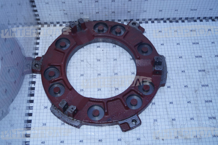 Диск нажимной ведущий крайний ДТ-75