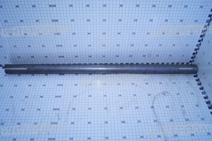 Вал контрпривода бункера