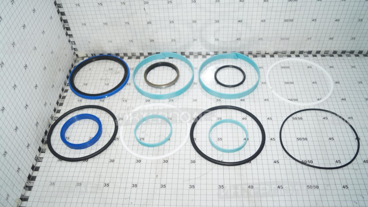 Ремкомплект гидроцилиндра (288079/240048) подъема Manitou 634 728 732 932 1030 1035