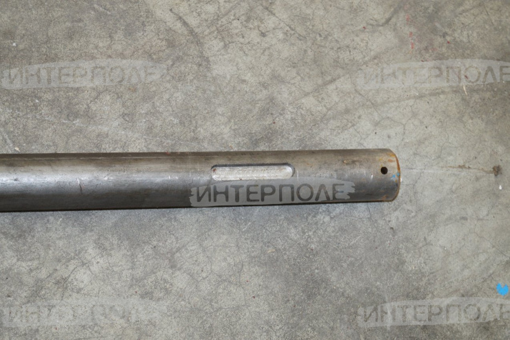 Вал привода продольных транспортеров КТУ-10