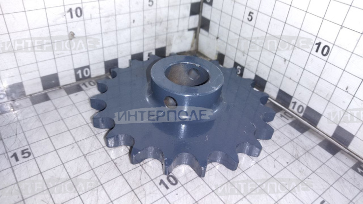 Звездочка (z=20, t=15,875, d=25) привода шнека зернового элеватора Claas (Mega)