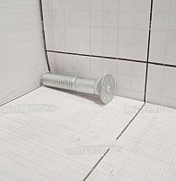 Болт 7/16" х 2-1/4" стойки (730, 2210) John Deere