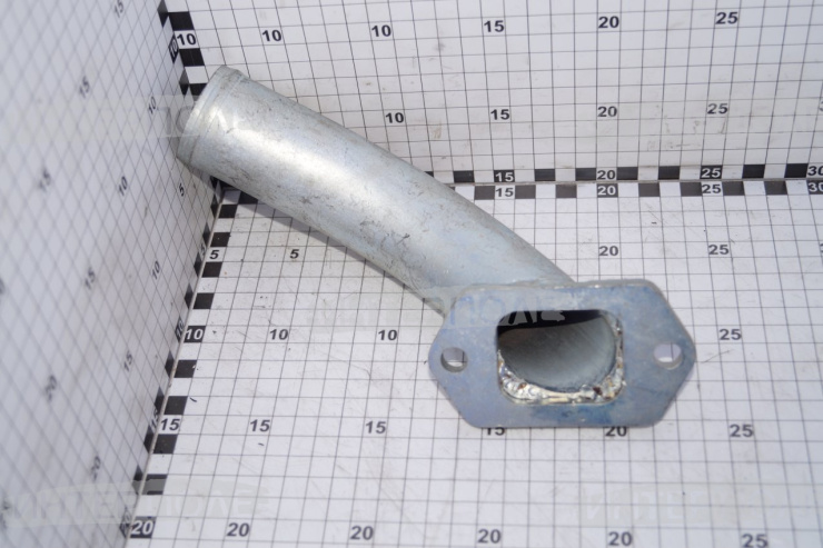 Патрубок (на водяной насос стар.обр.)