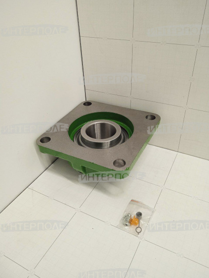 Корпус подшипника John Deere (9670STS,9770STS,9870STS,S660,S760,S770)
