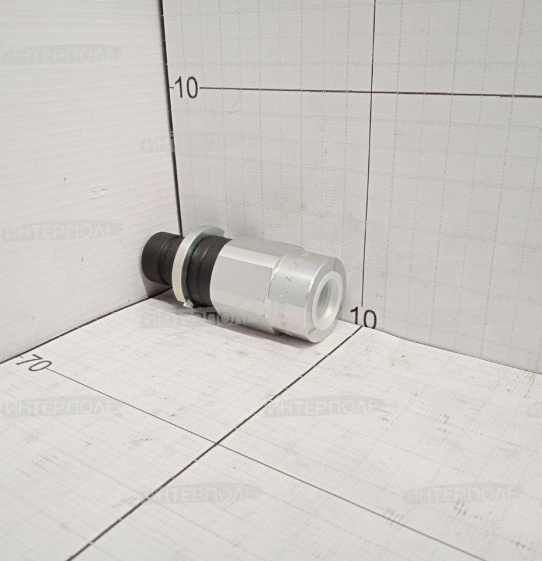 Штуцер Claas (Tucano, Lexion)