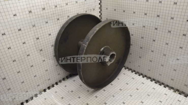 Фланец трубы мотовила жатки 081.27