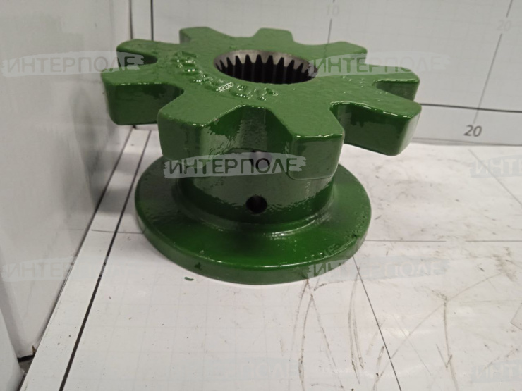 Ступица John Deere