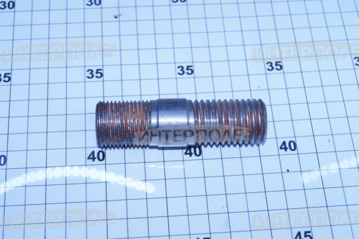 Шпилька опоры 