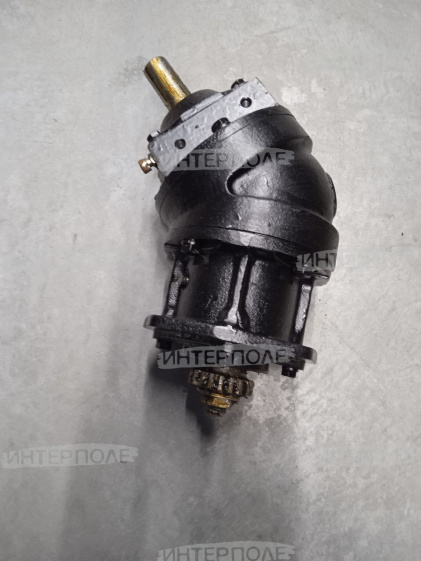 Редуктор конический угловой загрузочного шнека (с 2018г.) Есиль-760,КЗС-1218,Есиль-750,КЗС-10К Гомсельмаш