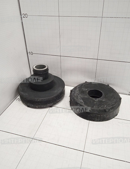 Подушка задняя КПП John Deere Оригинал