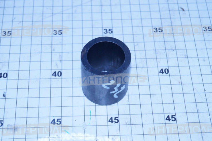 Втулка корпуса сцепления под валик Т-150