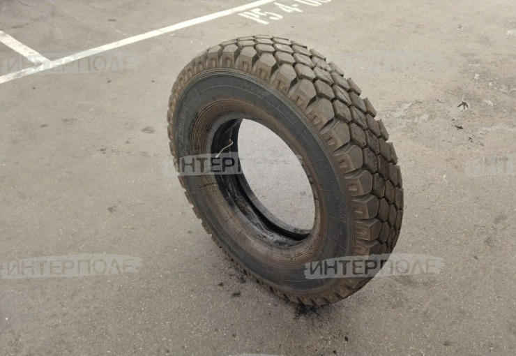 Шина 9,00 R20 (260 R508) (Камаз,ЗИЛ) И-Н142Б /140/137K/ 14НС (с камерой ) с об.лентой Белшина