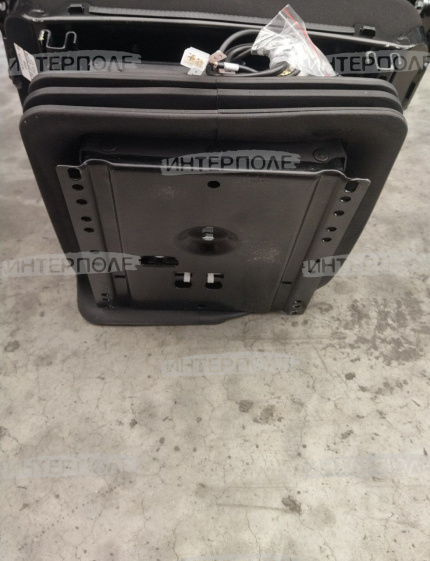 Сиденье пневматическое 12В Бюлер