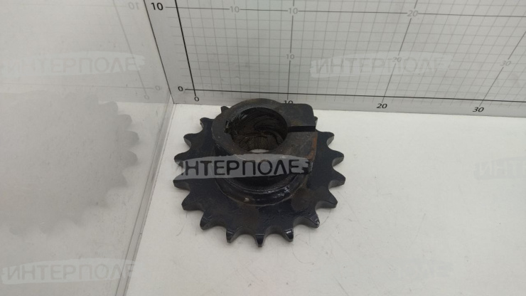 Звездочка (z=19, t=25,4, d=50) вала реверса наклонной камеры КЗС-812 Гомсельмаш
