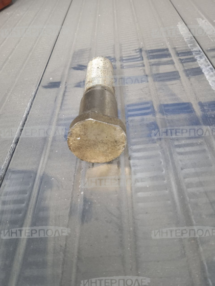 Болт колеса заднего Есиль-760,КЗС-1218,Есиль-750,КЗС-10К Гомсельмаш