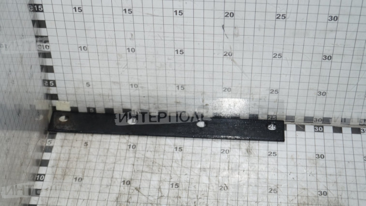 Пластина направляющая 3 мм., 4 отверстия