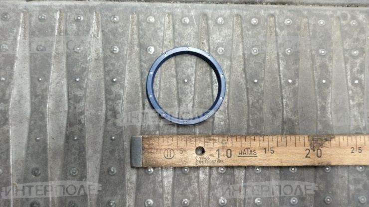 Сальник John Deere