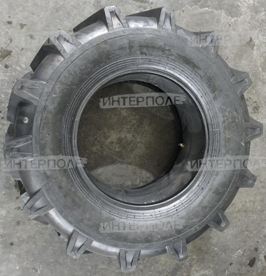 Шина 16,0/70 -20 (задняя) R-1 10НС /135A6/ (с камерой) ARMOUR