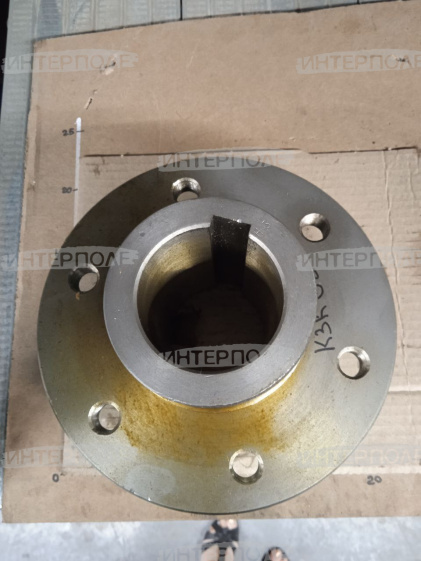 Ступица шкива главного контрпривода Есиль-740,КЗС-812,Есиль-750,КЗС-10К,Есиль-760,КЗС-1218 Гомсельмаш