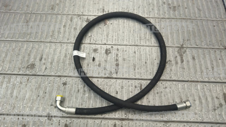 РВД Ф25 L2750 М36х2,0 (конус с упл. кольцом, гайка 90°-гайка) ключ 41 Вектор