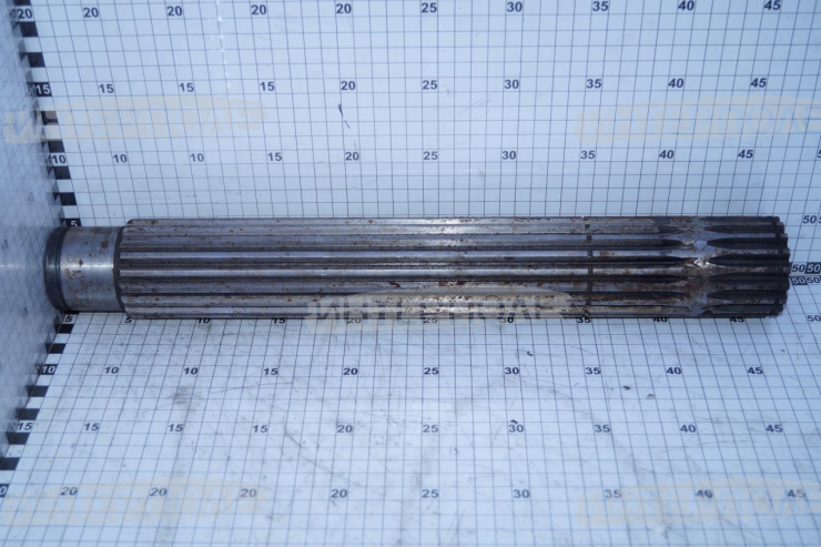 Вал первичный под реверс или ХУМ ДТ-75