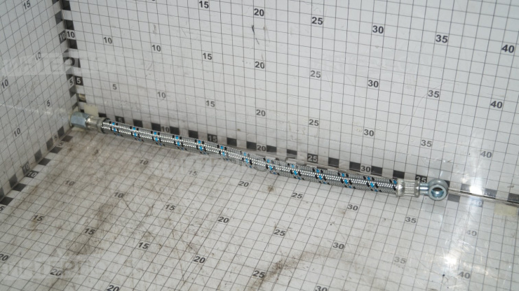 Маслопровод компрессора (L=352мм, метал.обмотка )