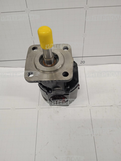 Насос New Holland